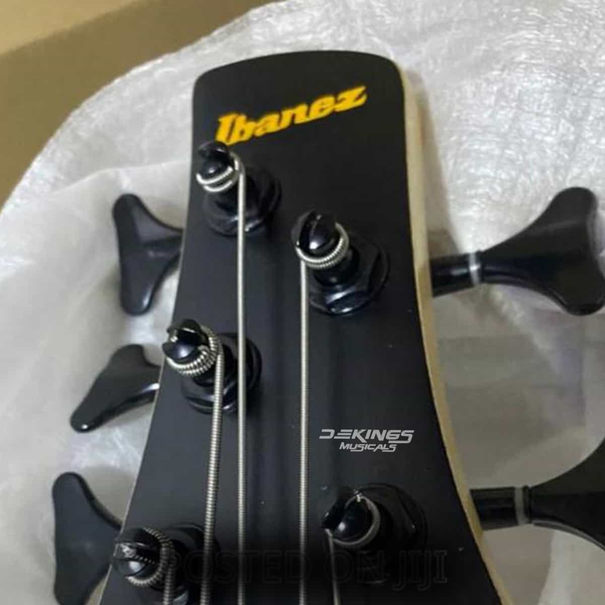 Ibanez SR305E 5-String Electric Bass