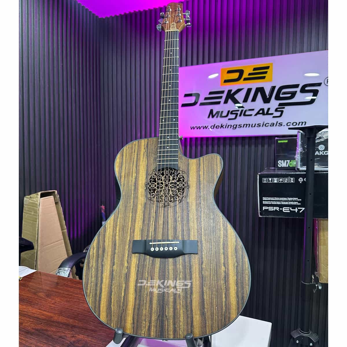 Smiger LG-09 Semi-Acoustic Guitar