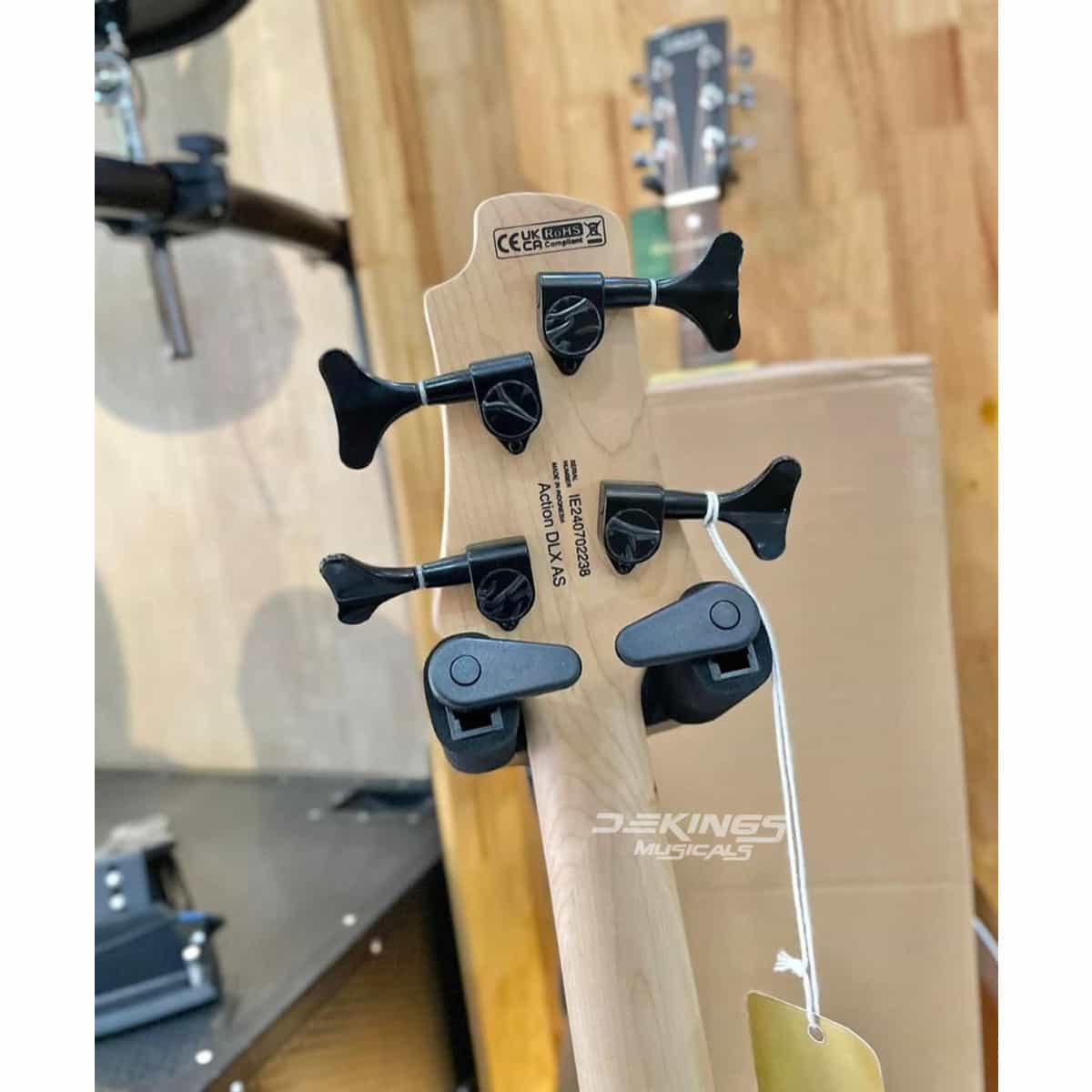 Cort Action DLX AS 4-Strings