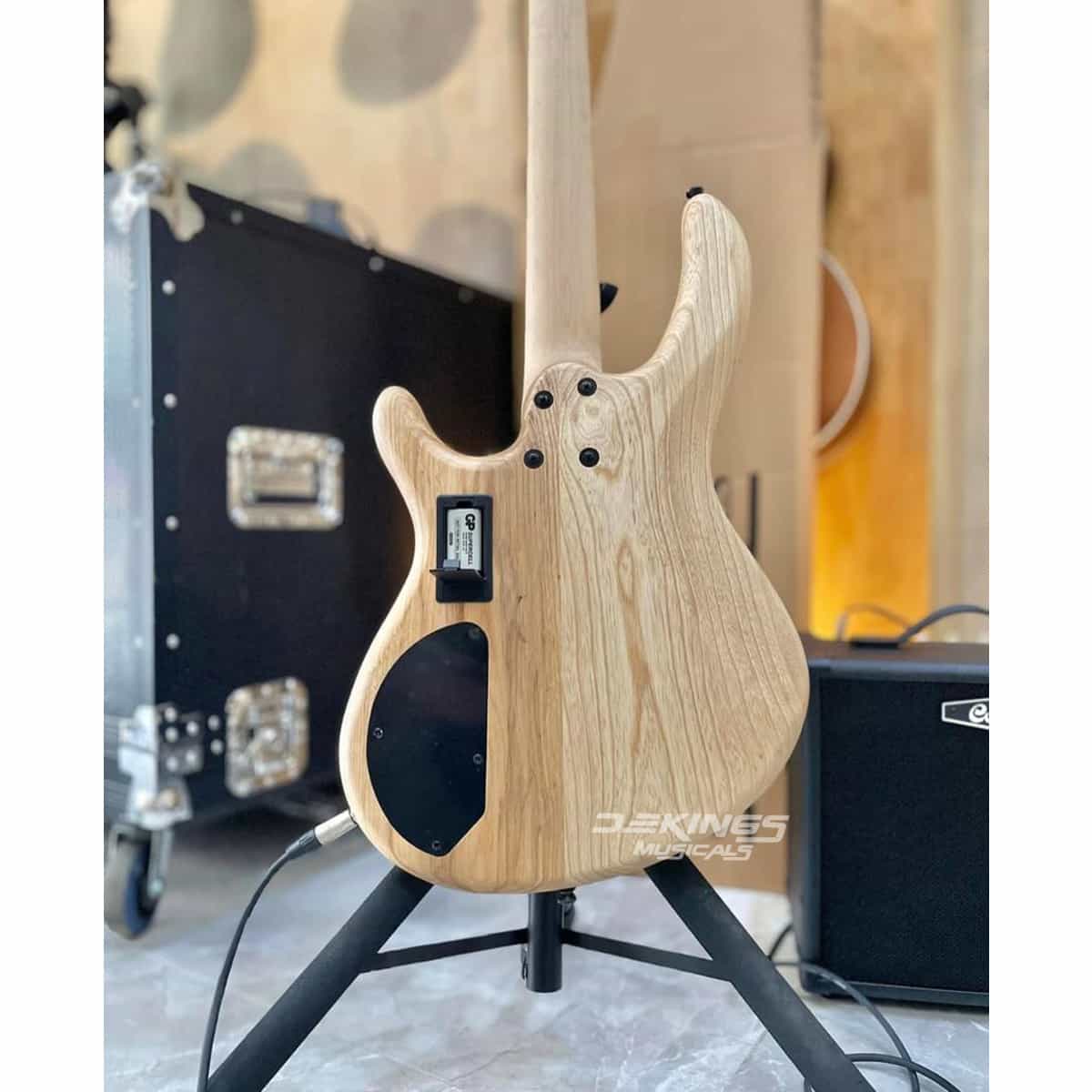 Cort Action DLX AS 4-Strings