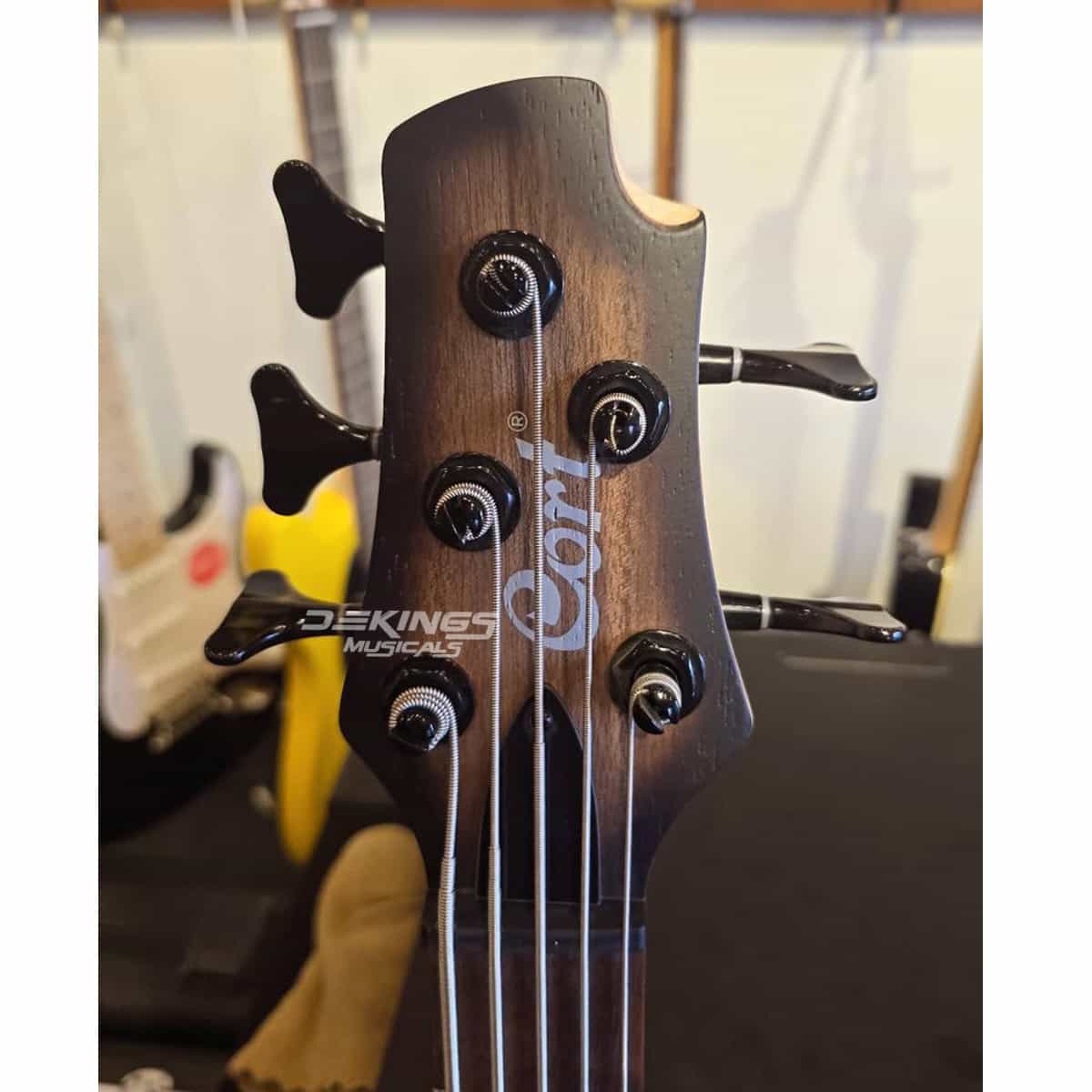 Cort C5 Plus Ovmh 5 String