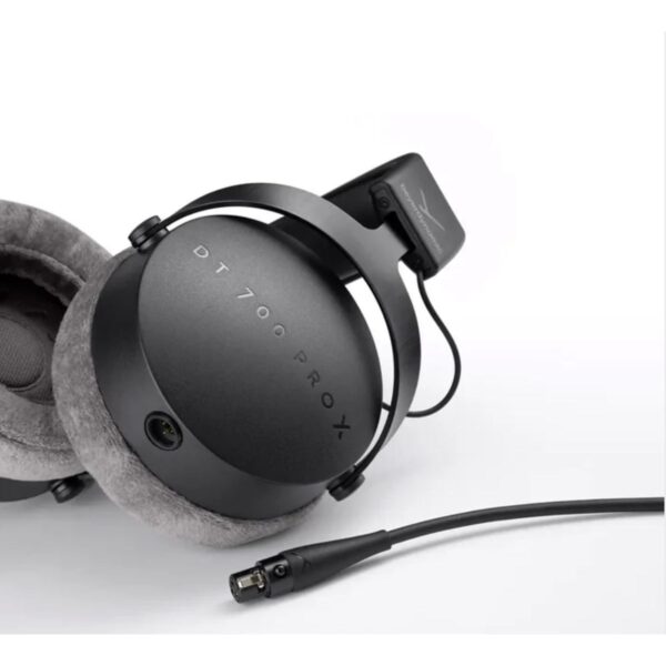 Beyerdynamic DT 700 PRO X Closed-Back Studio Headphones - Image 2