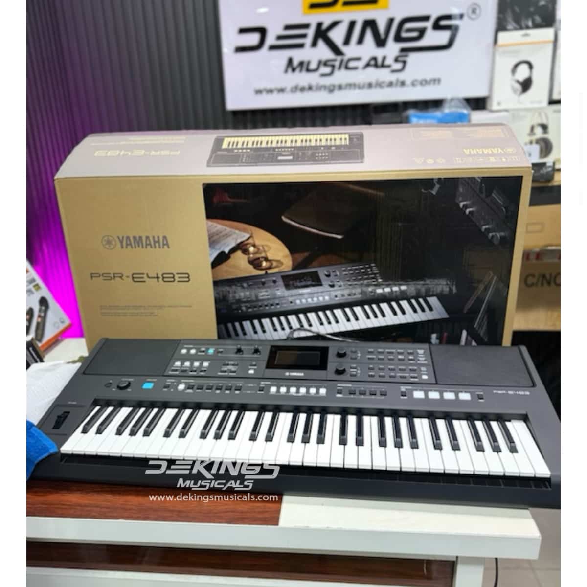 Yamaha PSR-E483 61-key Portable Keyboard