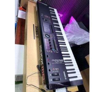 Yamaha MODX M8 Synthesizer