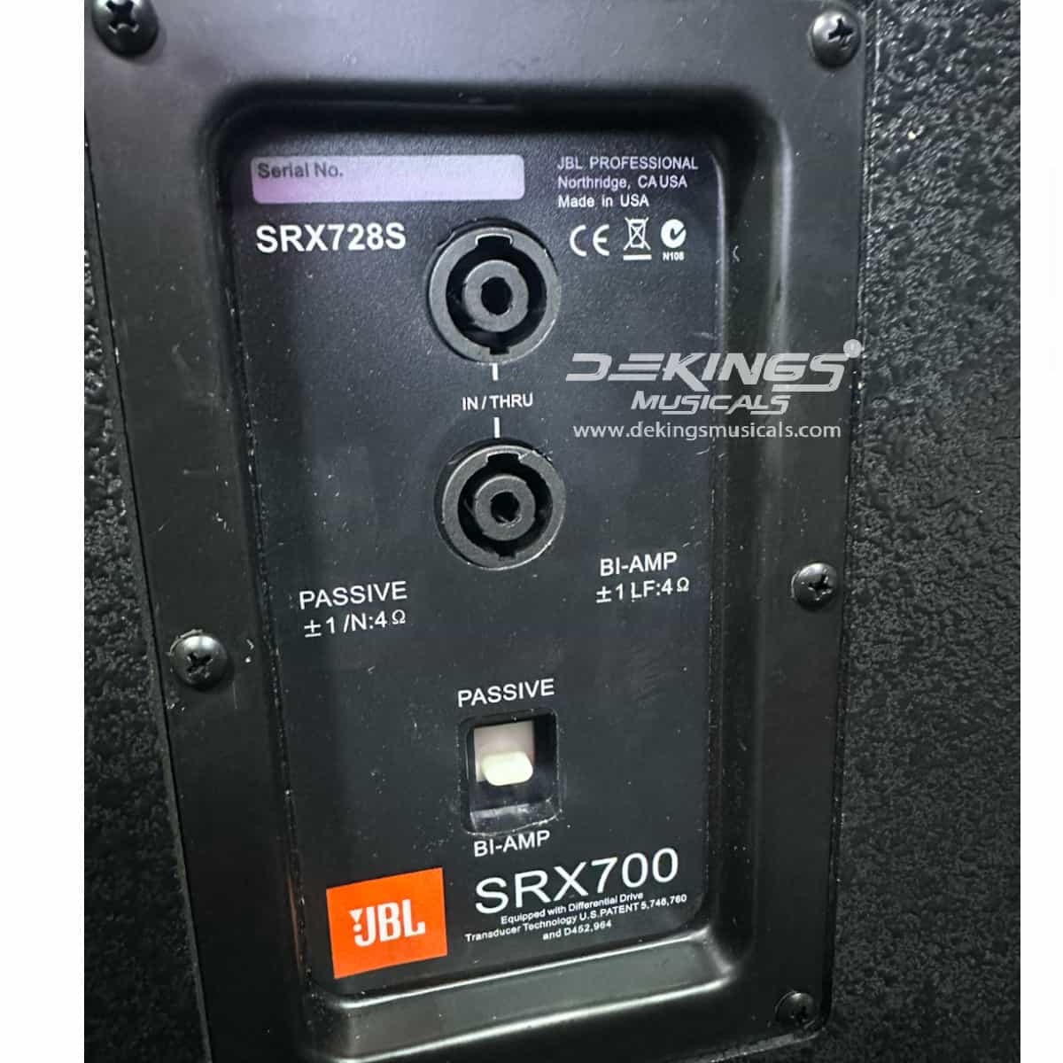 JBL subwoofer SRX728S