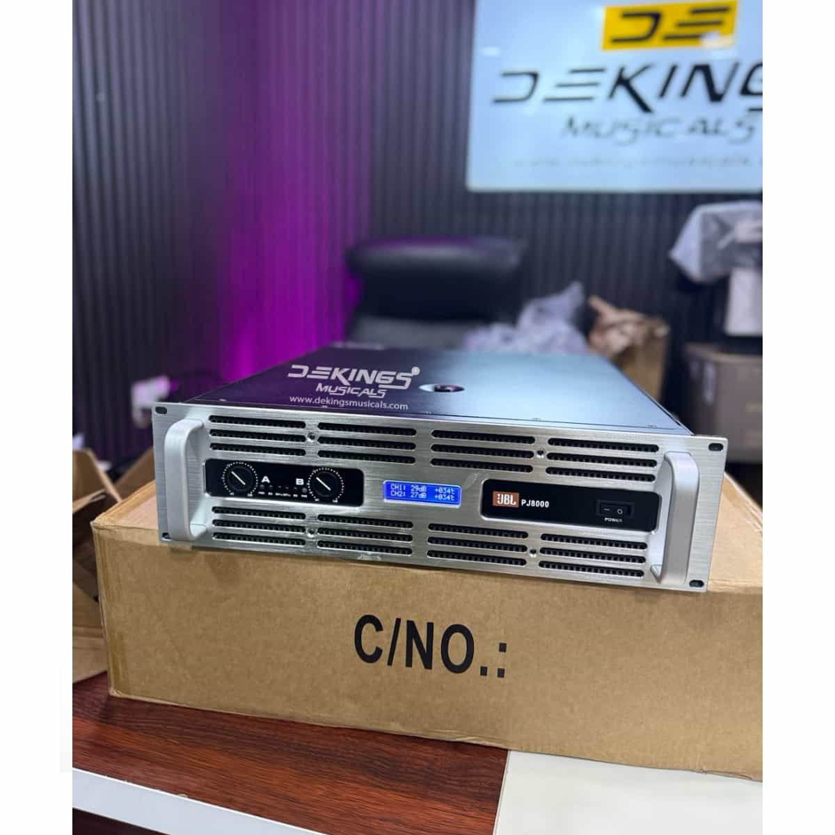 JBL PJ8000 Power Amplifier