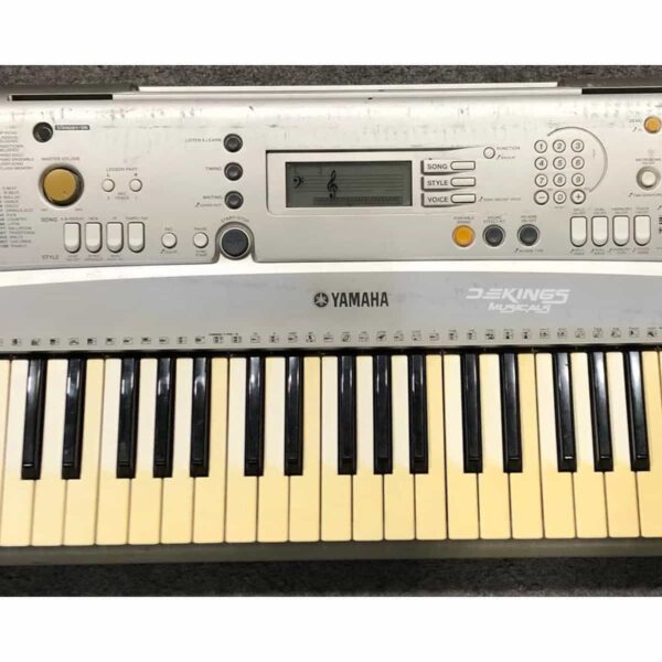 PSR E303 Yamaha keyboard