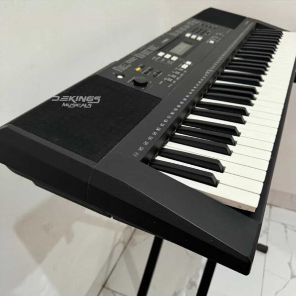 PSR E343 Yamaha keyboard