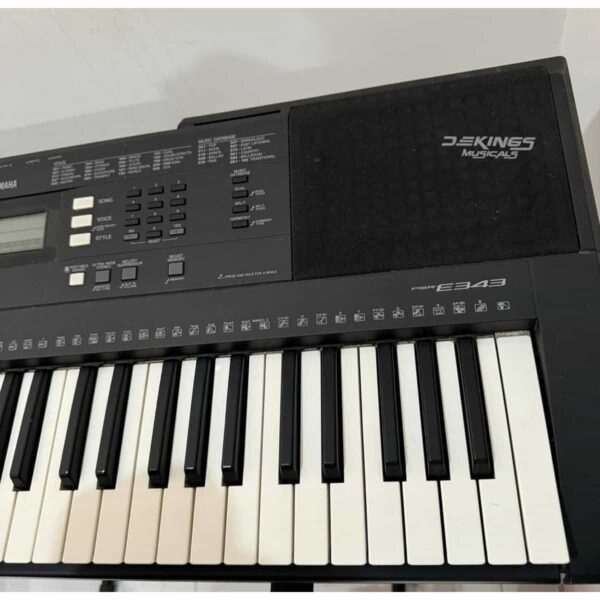 Neatly Used PSR E343 Yamaha keyboard - Image 2