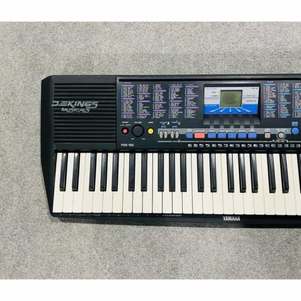 PSR 190 Yamaha keyboard