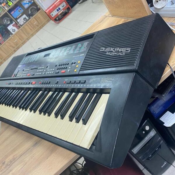 PSR 400 Yamaha keyboard