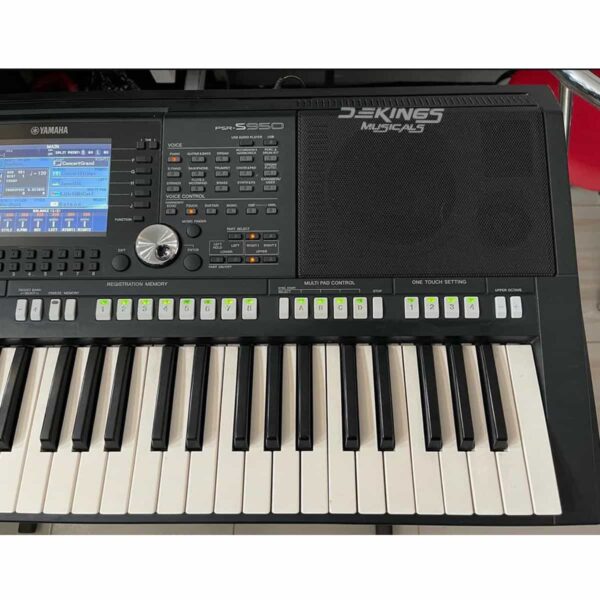 PSR-S950 Yamaha Keyboard