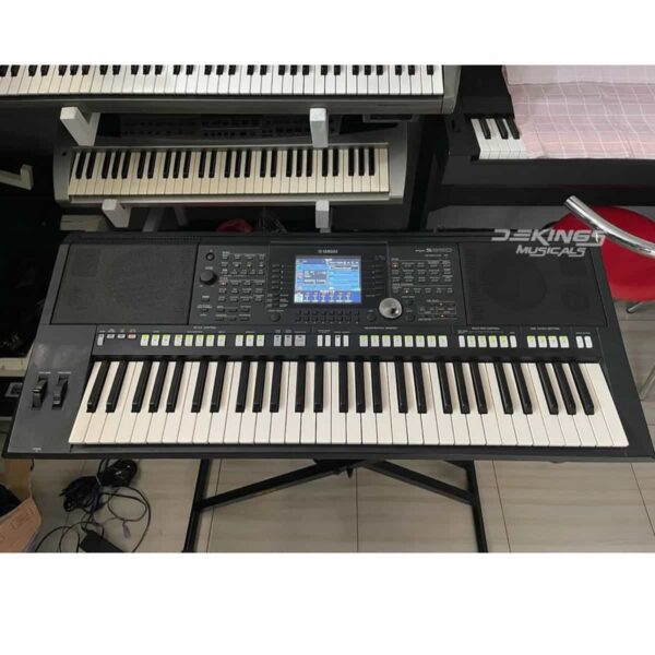 PSR-S950 Yamaha Keyboard
