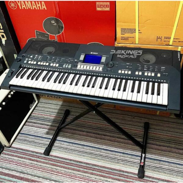 PSR S550 Yamaha Keyboard