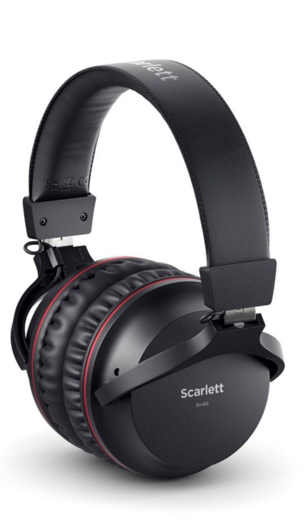 Focusrite Scarlett Solo Studio 4th Gen Recording Pack - Image 4